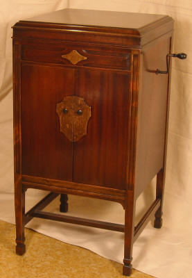 antique victrola cabinet