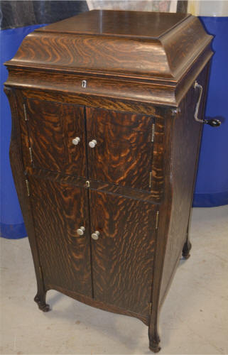 antique victrola cabinet